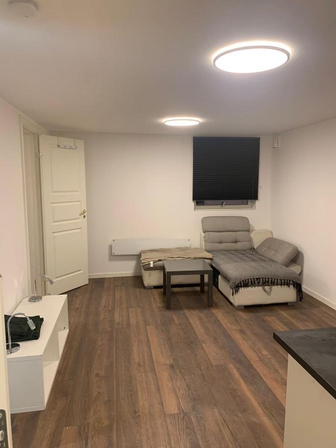Beautiful 2 Rooms Apartment In Klofta,Near Oslo Airport& Oslo Kültér fotó