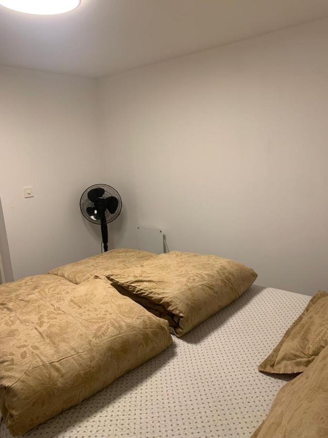 Beautiful 2 Rooms Apartment In Klofta,Near Oslo Airport& Oslo Kültér fotó
