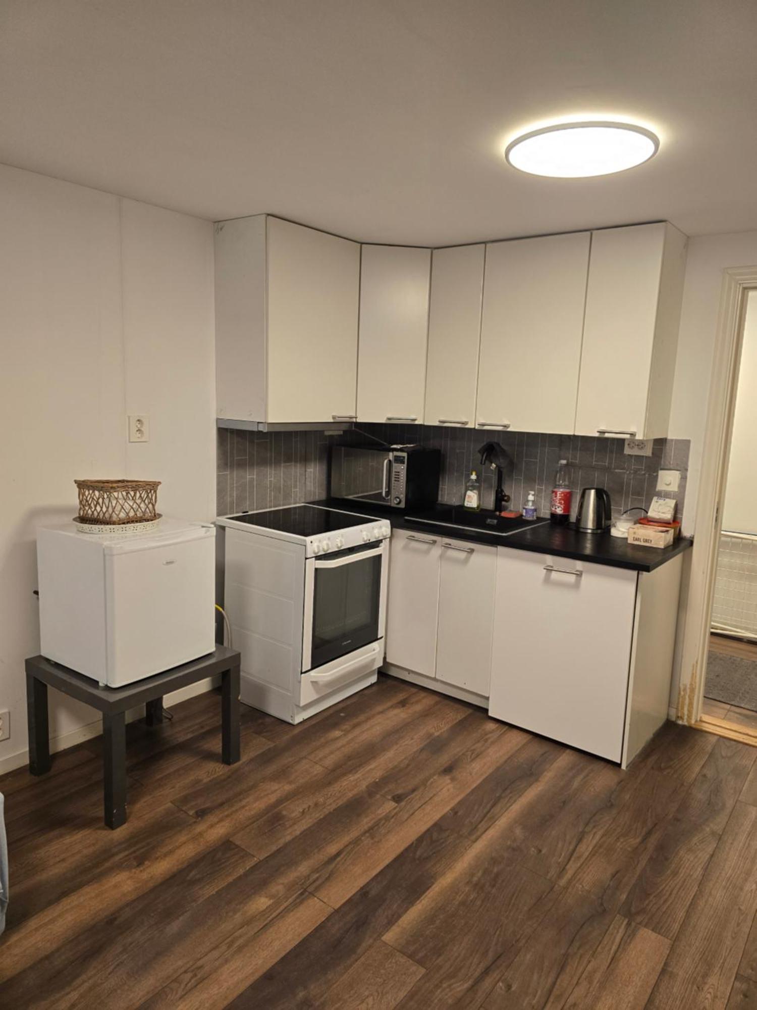Beautiful 2 Rooms Apartment In Klofta,Near Oslo Airport& Oslo Kültér fotó